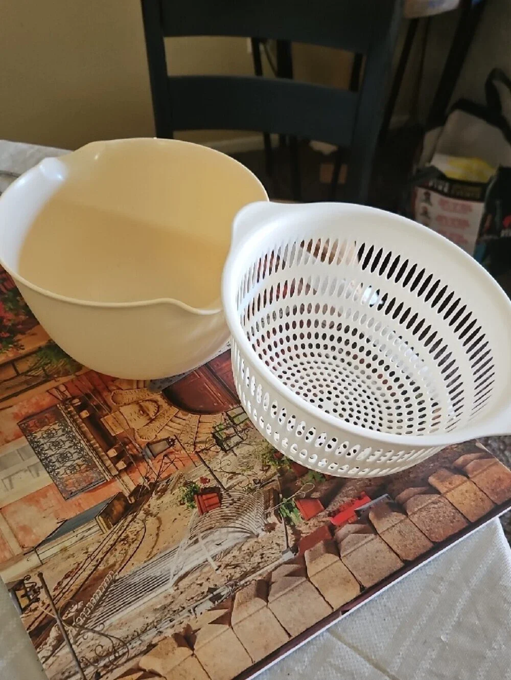 White Salad Spinner Colander Set - Multipurpose Kitchen Strainer